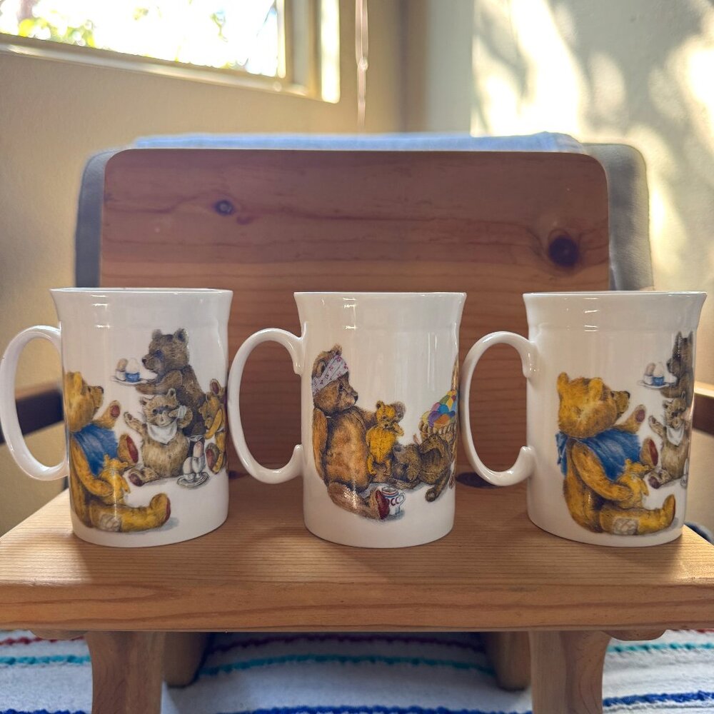 1992 Karen Buckley for ROY KIRKHAM Teddy Bear Party Fine Bone China Mugs (3)